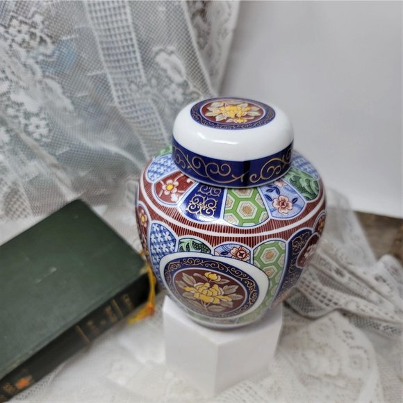 Vintage 6" Ginger Jar by Imari Imperial - Picture 3 of 11